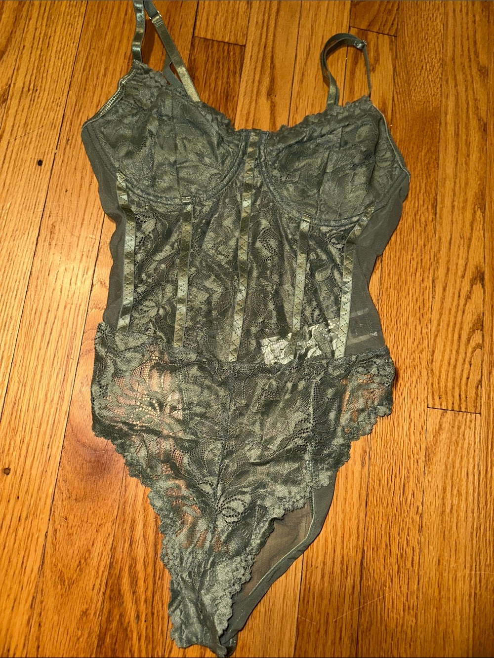 SHEIN Olive Green Lace Bodysuit